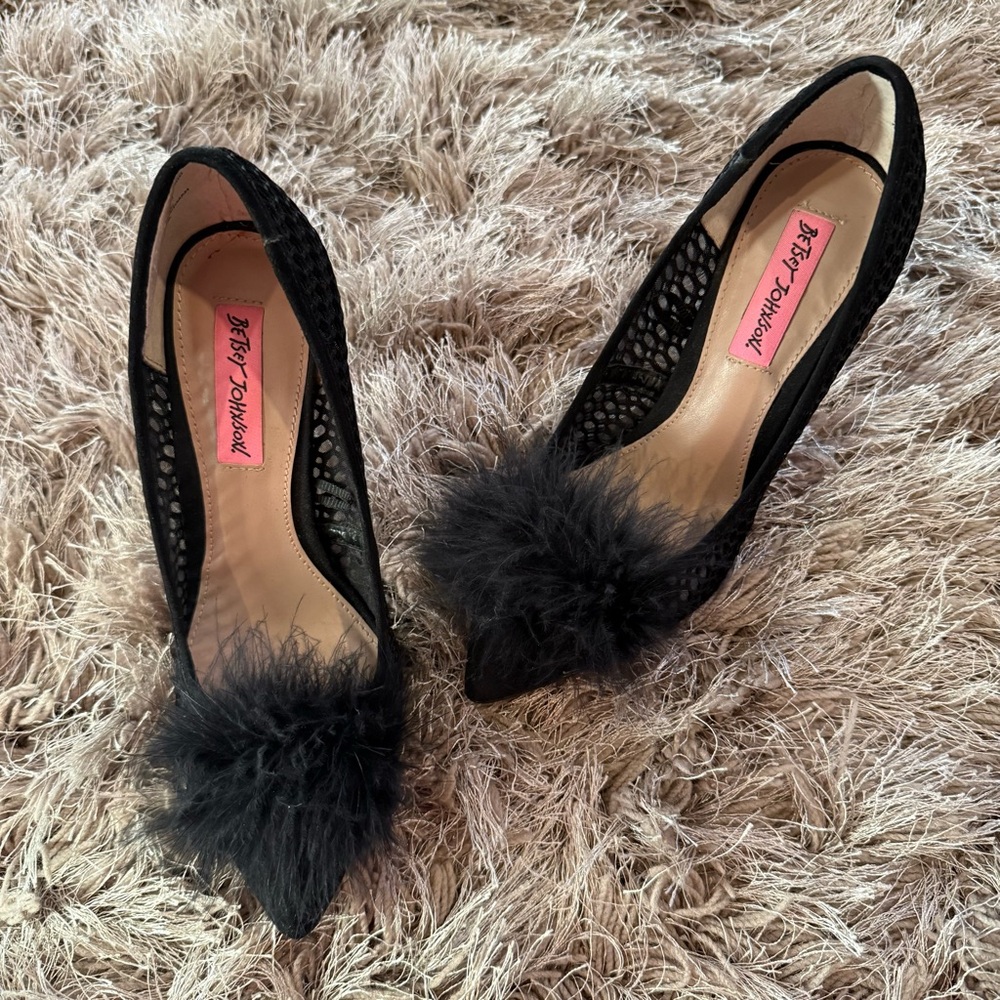 Betsey Johnson Black Mesh Heels with Fluffy Accent - Picture 3 of 10